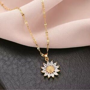 Flowers Pendants Necklace